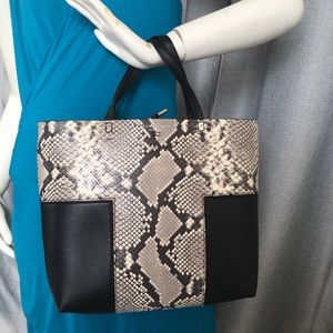 Toy Burch T leather bag